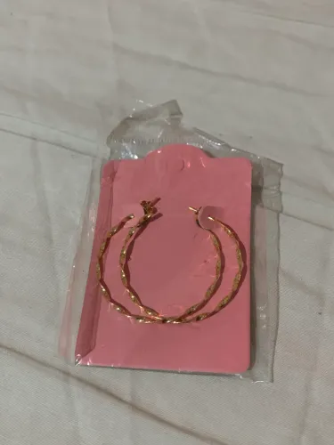 BRINCO DE ARGOLA DOURADO
