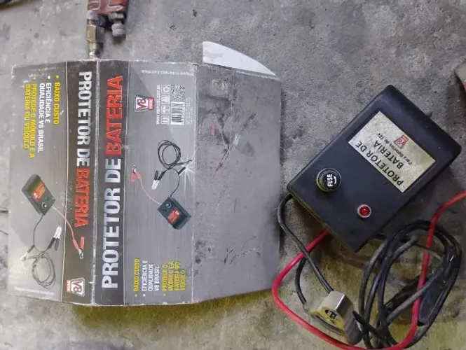Protetor de Bateria 12V da V8 Brasil