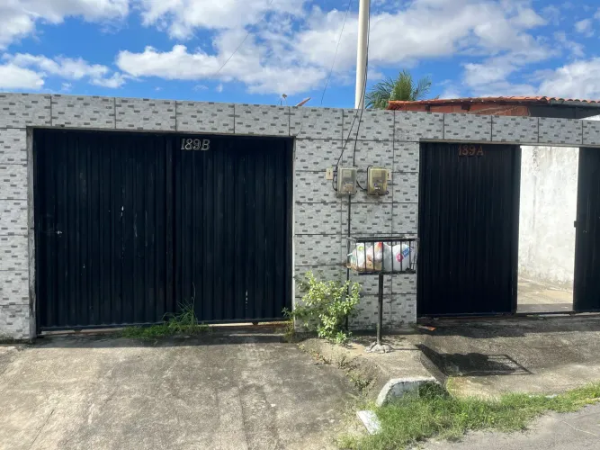 Vendo 2 casas bairro Jari