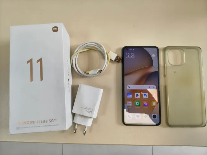 Mi11 lite