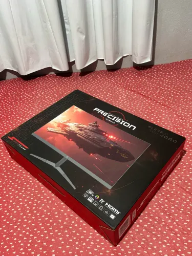 VENDO MONITOR LACRADO 180Hz