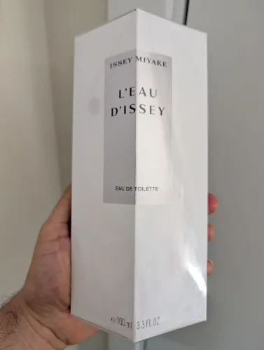 L'Eau d'Issey - Issey Miyake feminino 100 mL - lacrado