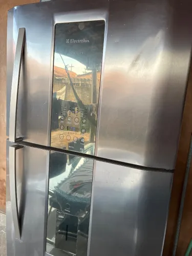 Geladeira Electrolux DI80x