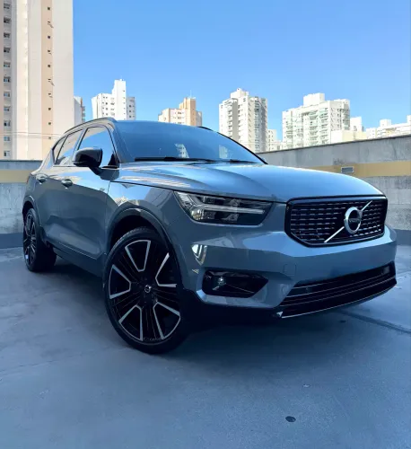 Volvo XC40 XC 40 T-5 Híbrido R-design 1.5 262cv FWD 2022