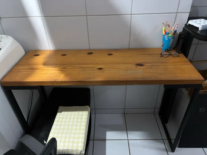 Mesa de cozinha / escritório 