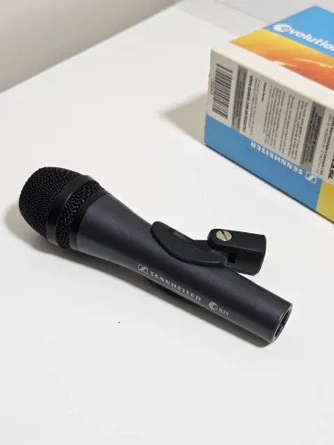 Microfone profissional Sennheiser e835