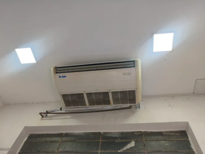 Ar condicionado piso teto Elgin 30000 BTUs 