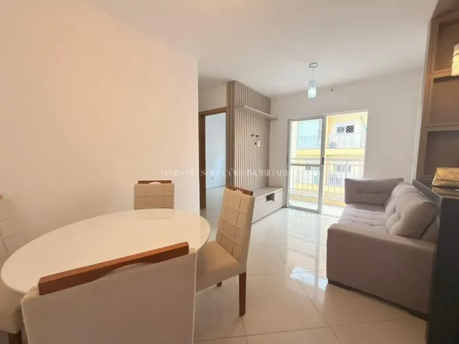 Fit Vivare Residence II | 2 Quartos (1 Suíte) | Mobiliado | Porcelanato | Elevador | R$ 2.