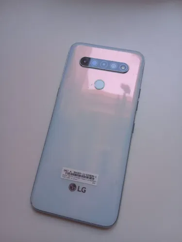 Smartphone LG K61 display quebrado