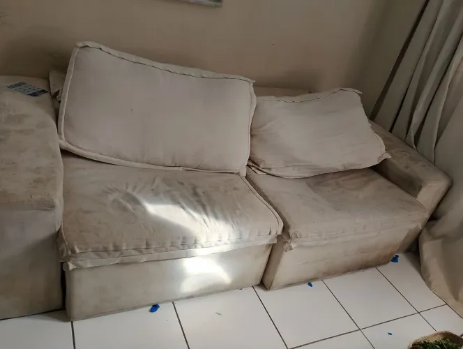 Sofá Tok stok 