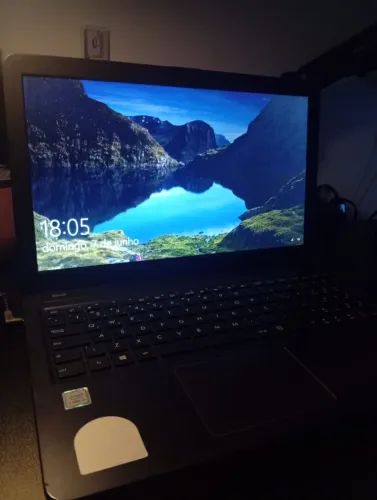 Notebook Asus i3 de 7° geração / SSD