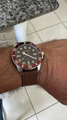 Mondaine