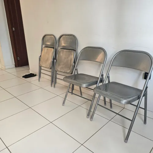 Conjunto Cadeiras de ferro