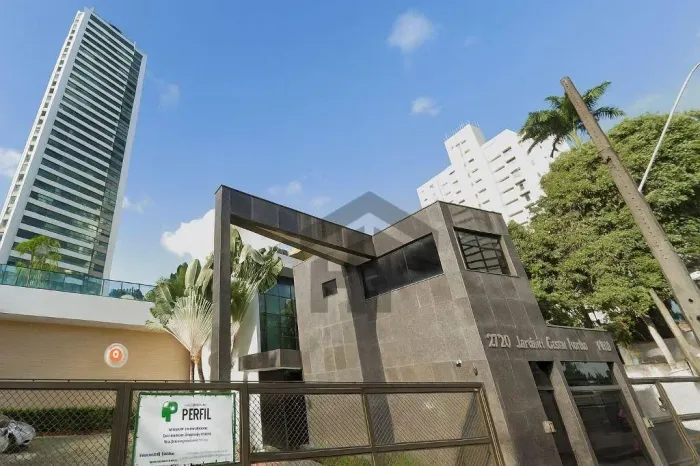 Apartamento de 207m² para alugar, com 5 quartos (4 suítes), localizado no Monteiro, Recife
