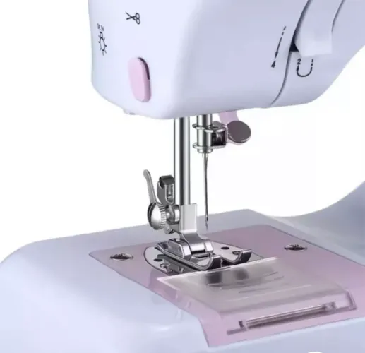 Mini máquina de costura