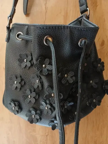 Vendo Bolsa Soft Preta