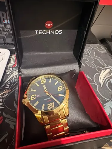 Relógio technos