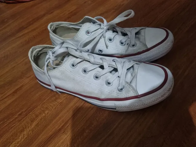 All star branco tamanho 34