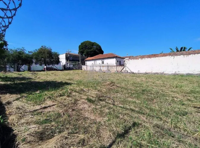 Terreno a Venda - Centro - 1383 m²