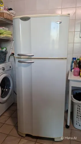 GELADEIRA ELECTROLUX DC 45 - AIR FLOW SYSTEM 450L FROST FREE 127V