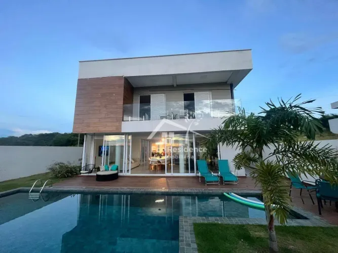 Sobrado com 3 dormitórios à venda, 180 m² por R$ 850.000 - Ninho Verde II - Pardinho/SP