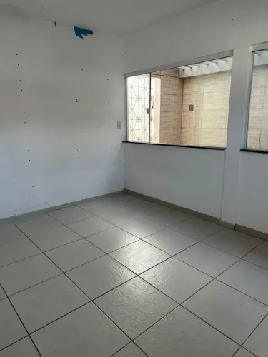CASA À VENDA | 3 QUARTOS NA COHAMA