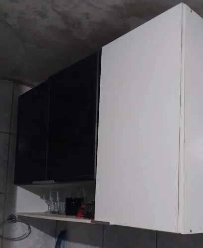 Armário pequeno 2 portas