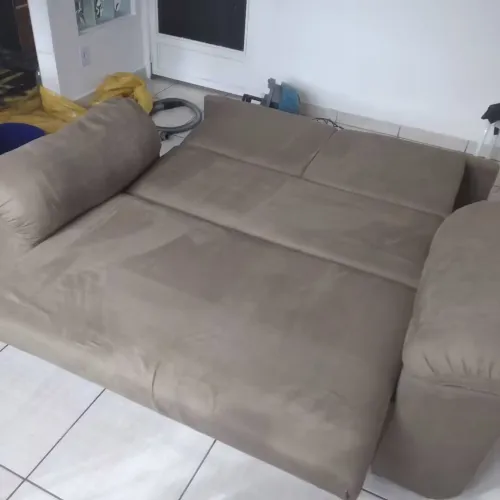 Limpeza, instalação e manutenção.