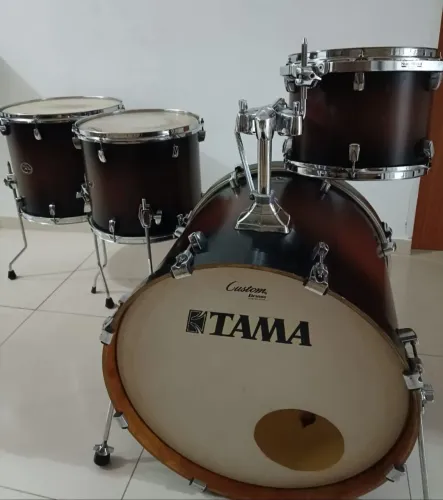 Bateria Tama Silverstar (Bich Laqueado) config:12, 14,16, 22