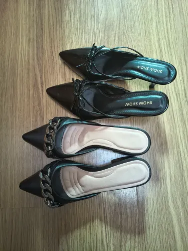 2 Scarpains/Mule/ Sapato Social Feminino tamanho 36. Usado somente uma vez.