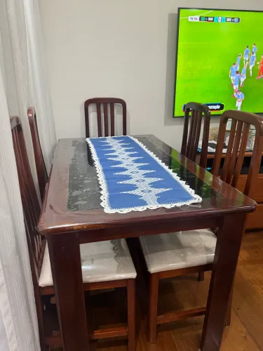 Mesa de jantar 6 lugares 