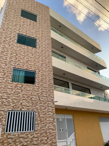 Alugo apartamento no centro de Surubim