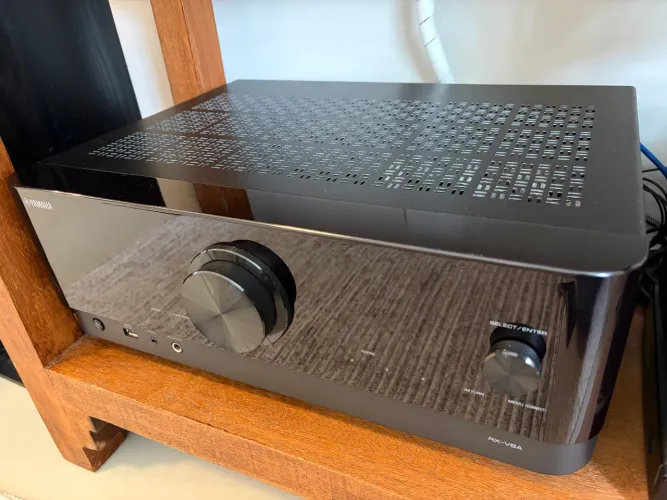 Receiver Yamaha Rx-V6A