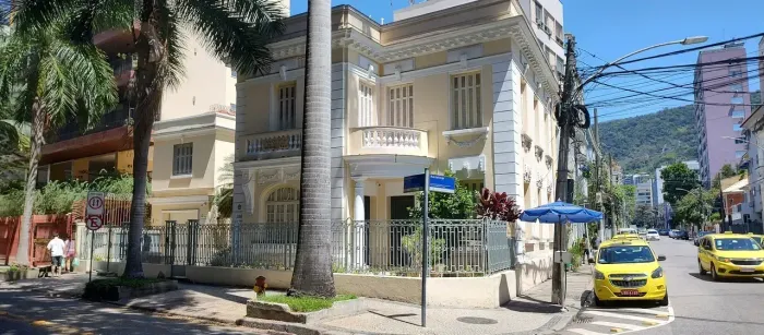 LARANJEIRAS - ALUGO EXCELENTE CASA PARA USO COMERCIAL. - RUA PAISSANDÚ, 288  ESQUINA RUA I