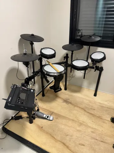 Bateria Eletrônica Roland TD316