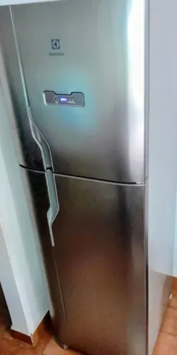 Geladeira Electrolux 400 l