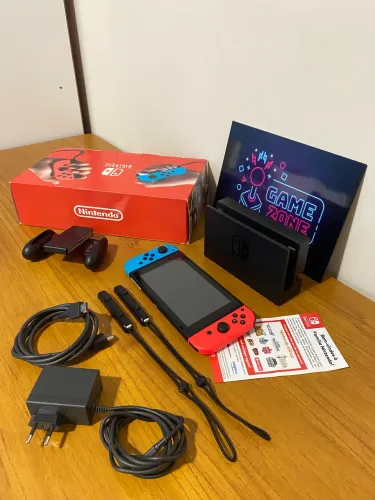 Nintendo Switch + cartão de memória 128Gb