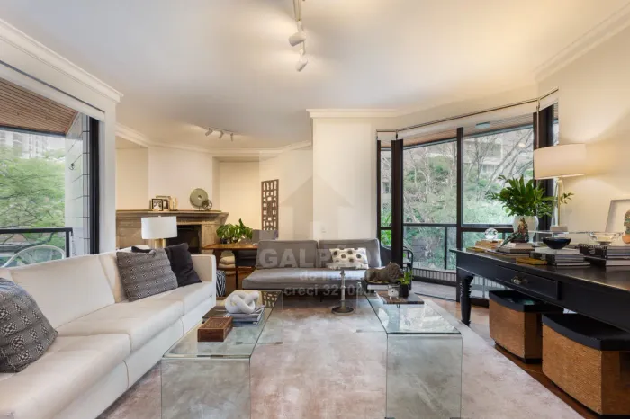 Apartamento na V. Nova Conceição para alugar ou vender, 312 m² 4 dormitórios 3 suites , 4