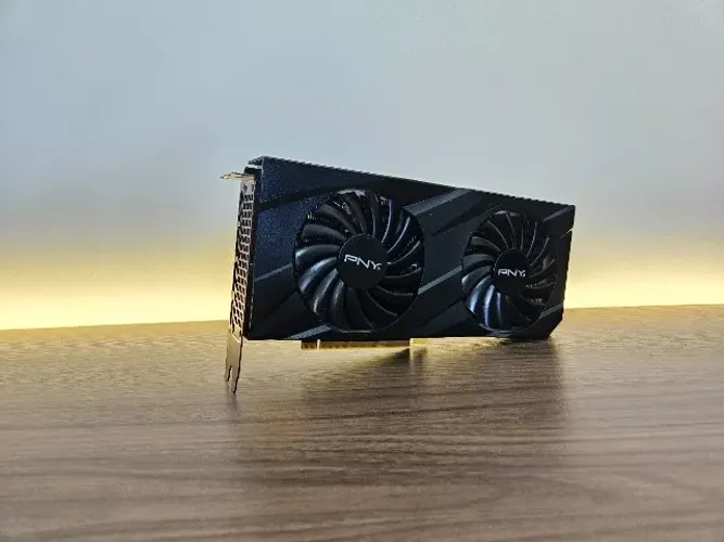 Placa de vídeo RTX 3060 PNY 12GB c/ LED branco - Usada em Excelente Estado!