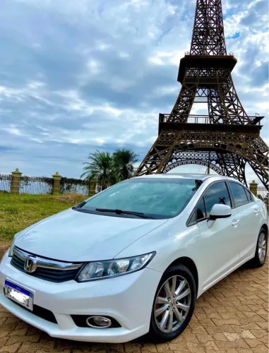 Honda Civic Sedan LXS 1.8/1.8 Flex 16V Aut. 4P 2014