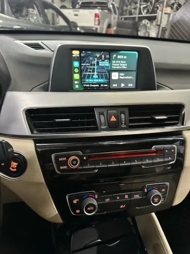 CarPlay e Android auto + câmera de ré para BMW X1 e outos