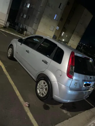 Ford Fiesta 1.0 8V Flex/class 1.0 8V Flex 5P 2011