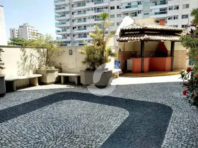 APARTAMENTO COM VARANDA ICARAÍ