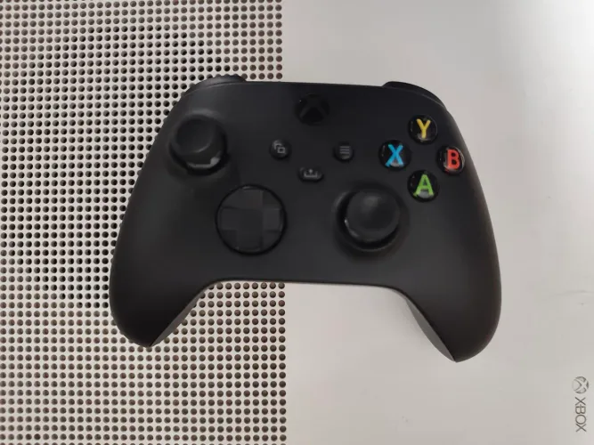 Xbox One S 1 TB Completo - Perfeito Estado - R$ 1.500