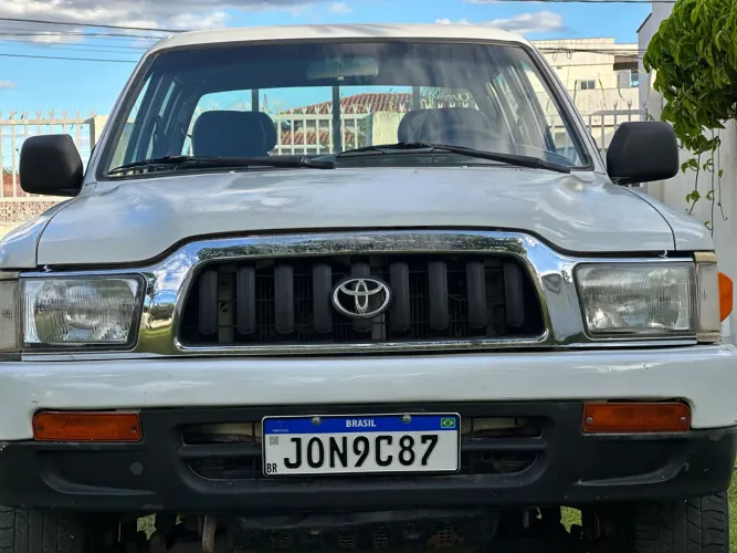 Toyota Hilux CD DX 4X2 3.0 8V 90cv Diesel 2002