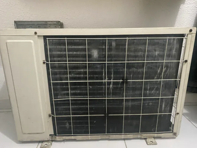 Ar-condicionado Elgin Split 18.000 BTUs - 220V