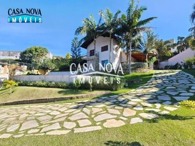 Casa com 2 dormitórios à venda, 266 m² por R$ 2.200.000,00 - Condomínio Marambaia - Vinhed