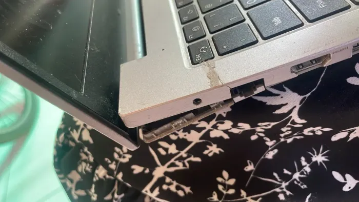 Notebook Samsung Book E30( Peças ou reparo)