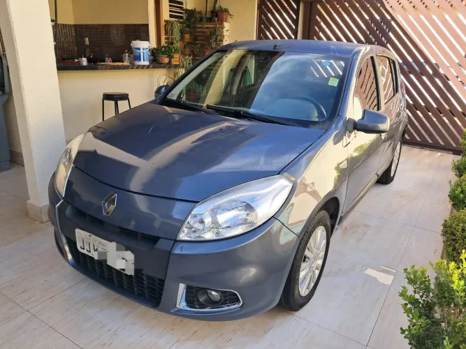Renault Sandero Privilège Hi-flex 1.6 16V 5P AUT 2012