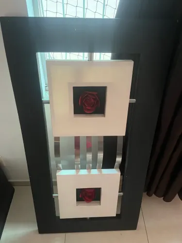 ? Quadro Decorativo Moderno 3D com Rosas Vermelhas - Grande e Sofisticado